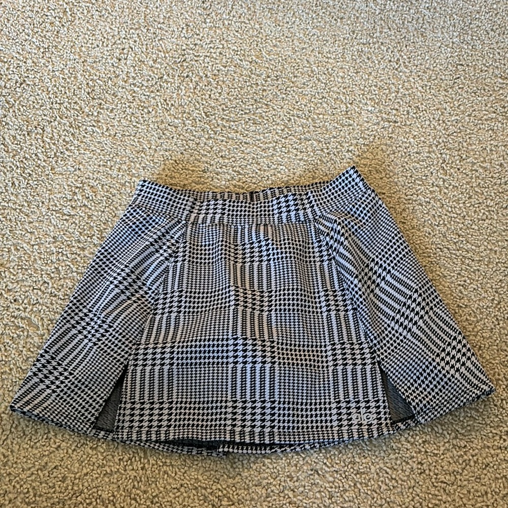 Alo Skort
